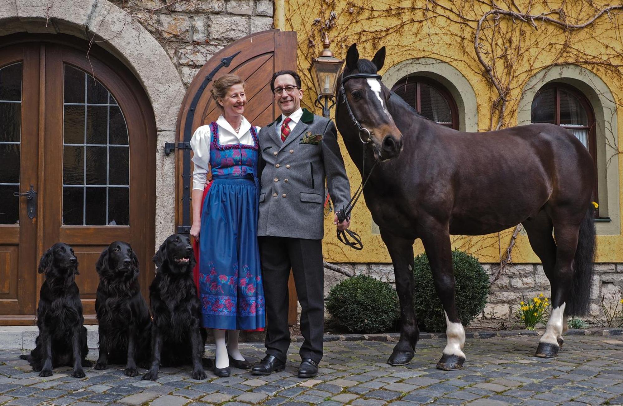 Hotel Leicht Biebelried エクステリア 写真